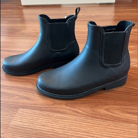 J.Crew Chelsea Rain Boots Black Size 6 - Picture 1 of 12